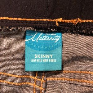 Old Navy Jeans - Maternity jeans Old Navy Jeans - Maternity jeans